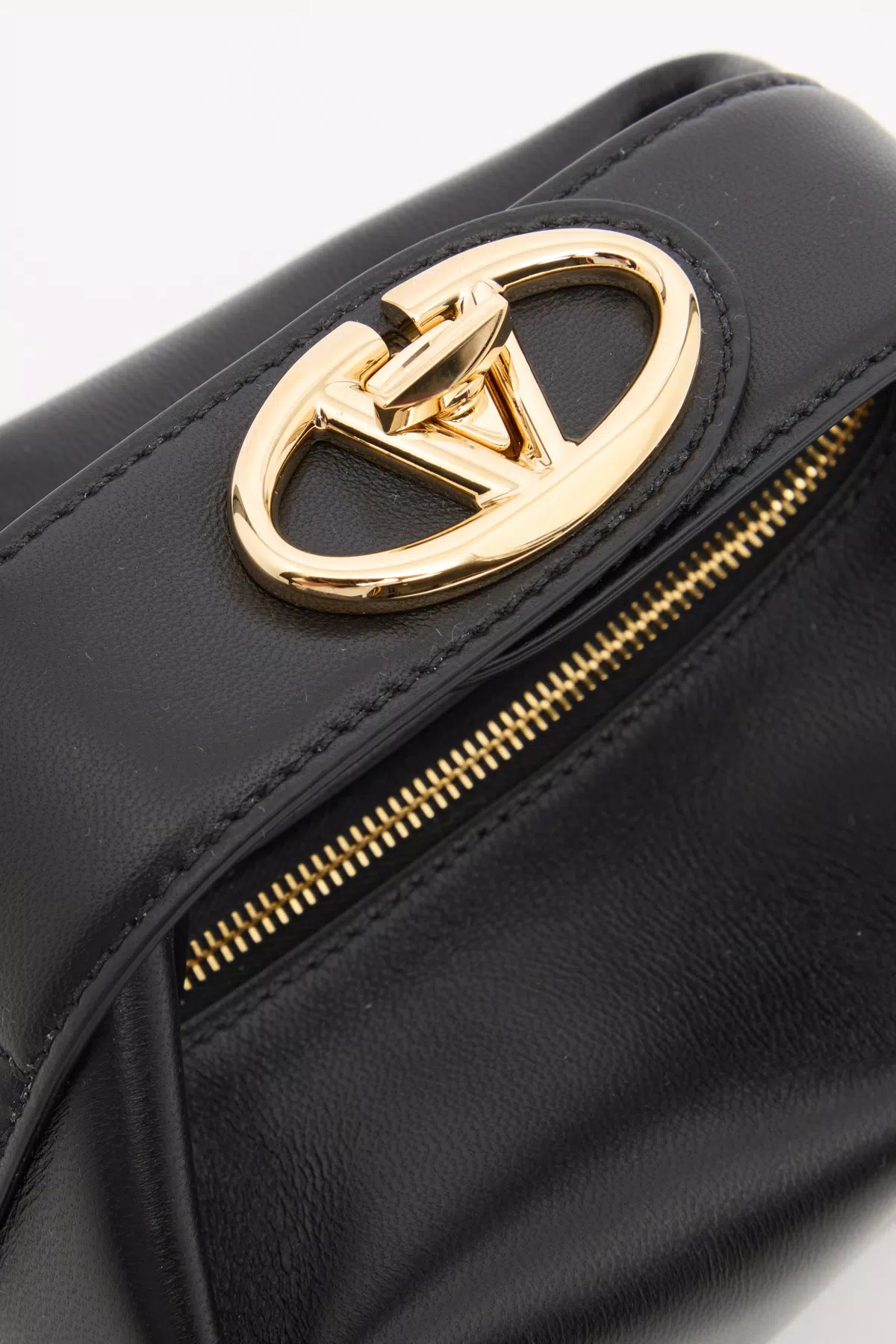 BorsaVLogoSignatureValentinoGaravaniinnappadettagliovlogo